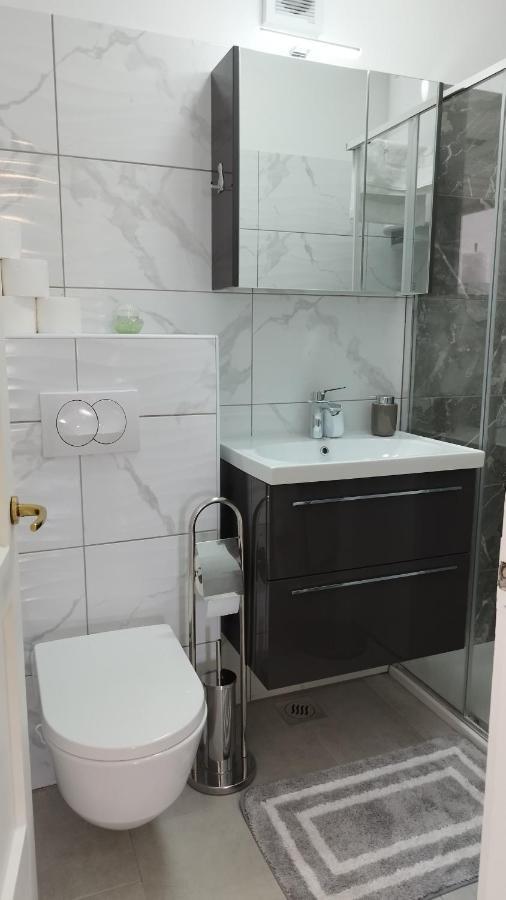 Apolonija Apartment Рийека Екстериор снимка