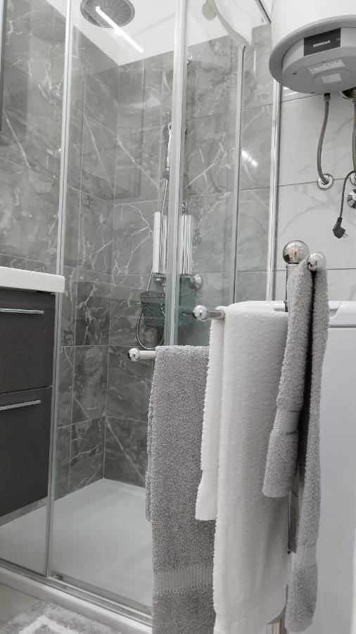 Apolonija Apartment Рийека Екстериор снимка